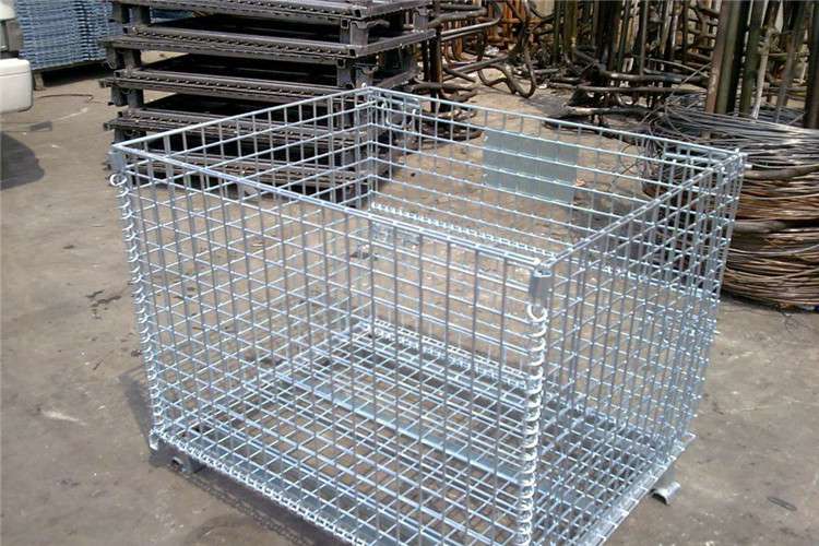 材质达标也不能说移动式仓库笼就合格了，网片和移动式仓库笼底座的焊接需要焊接牢固